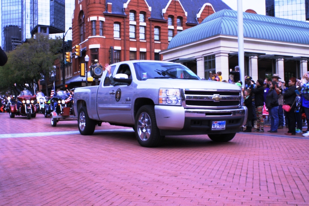 Enlarge picture